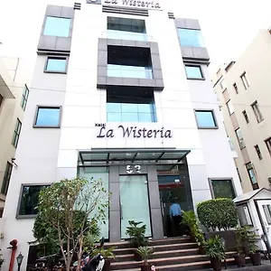 3* Hotel La Wisteria